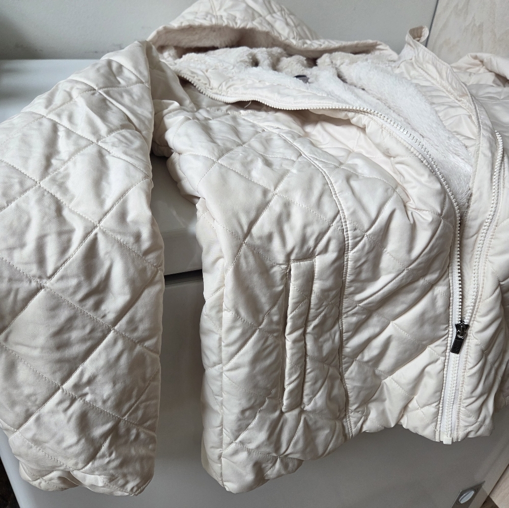 Jacket - Picture 5 of 10